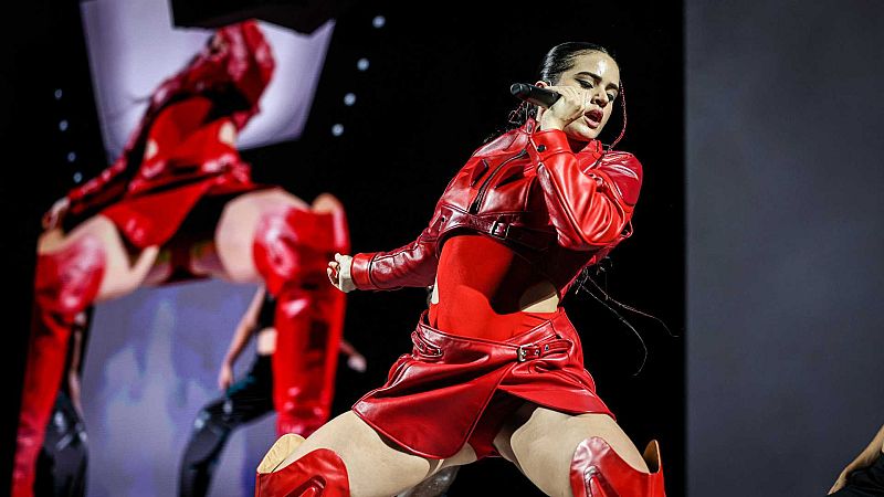 Rosalía encén el Palau Sant Jordi
