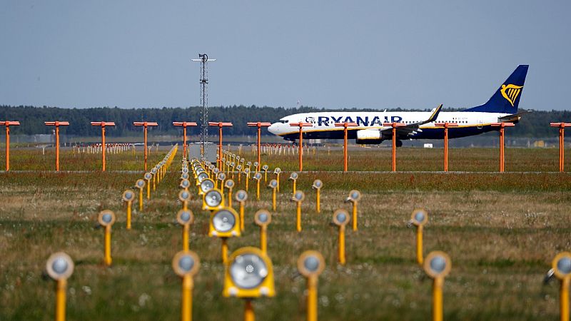Los trabajadores de Ryanair anuncian nuevos paros desde el 8 de agosto hasta el 7 enero