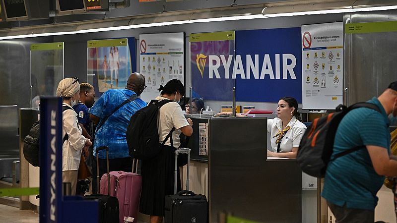 Las 12 jornadas de huelga de tripulantes de Ryanair finalizan con 319 cancelaciones y 3.700 retrasos
