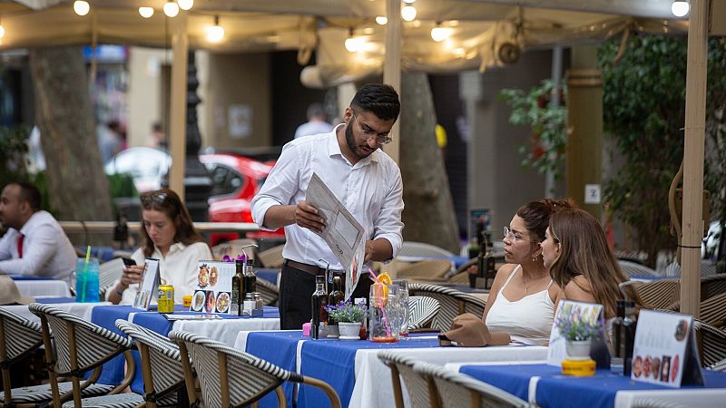 La economía española crece el 1,1% en el segundo trimestre impulsada por el consumo de los hogares