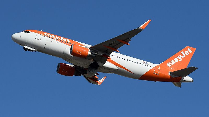 Los pilotos de EasyJet convocan una huelga de nueve días en agosto