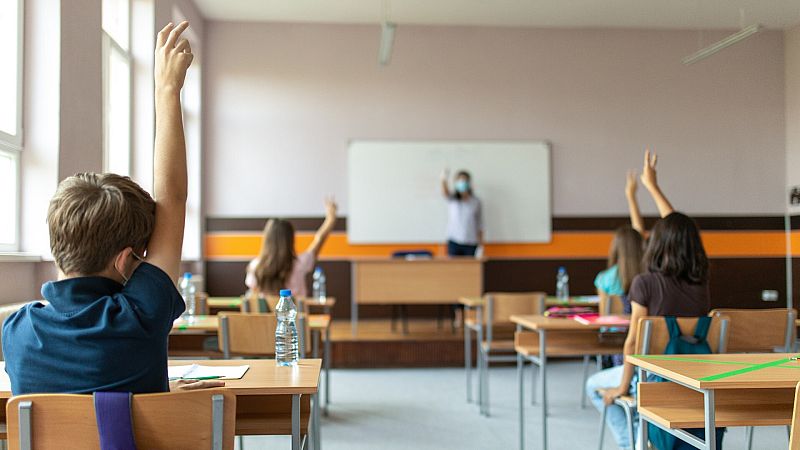 PP y Cs recurren ante el Constitucional las normas de la Generalitat "contra el uso del castellano en la enseñanza"