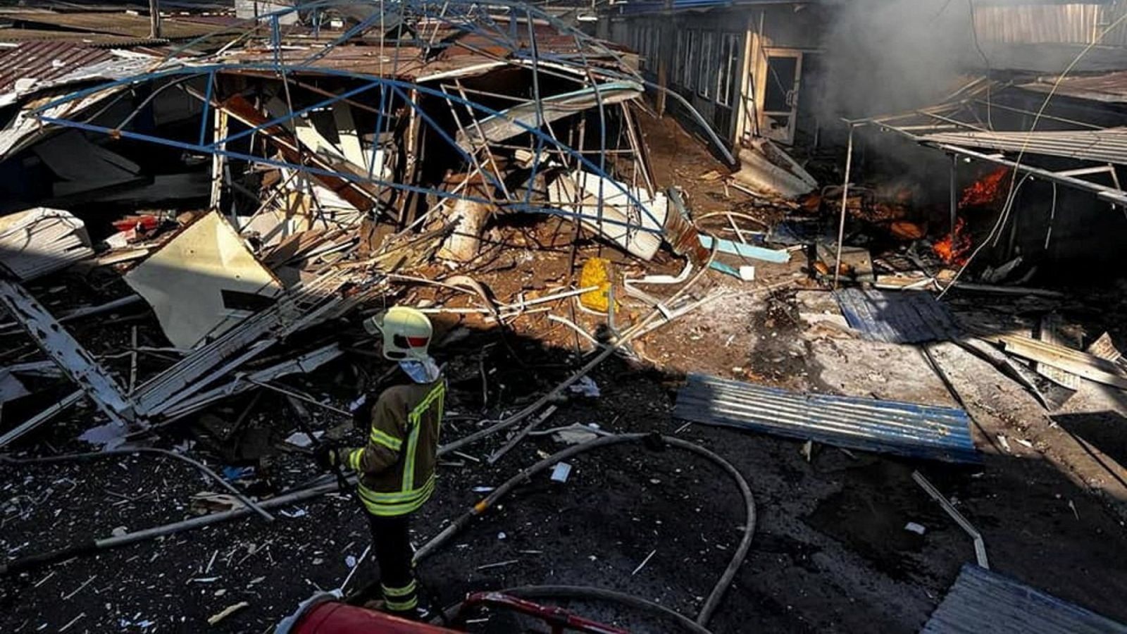 Zelenski ordena la evacuación obligatoria de Donetsk