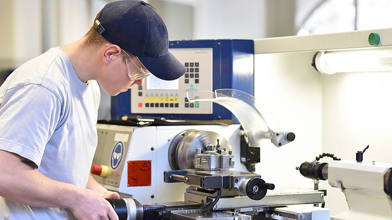 El paro de la eurozona se mantiene estable en el 6,6% en junio, su nivel más bajo en la serie histórica