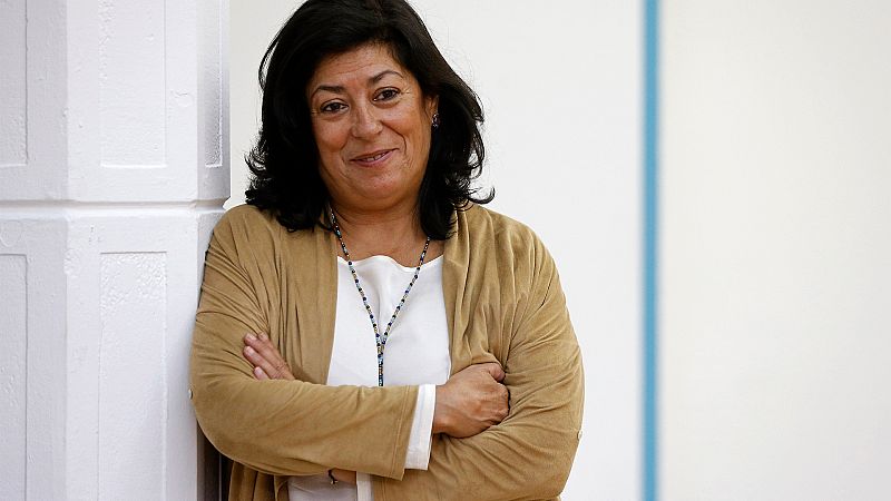 'Completamente Almudena', la vida y obra de la escritora