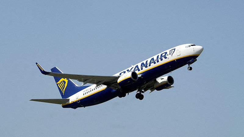 El Ministerio de Transportes fija unos servicios mínimos de hasta el 85% para la nueva tanda de paros en Ryanair