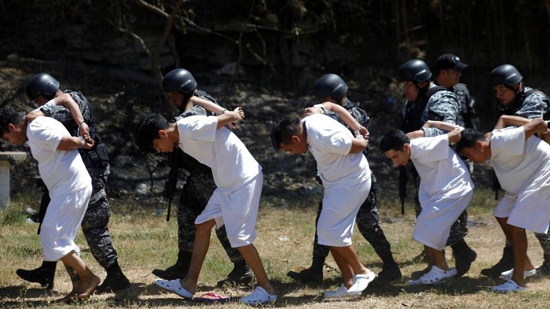 Un informe del observatorio de DDHH alerta de casos de tortura en El Salvador