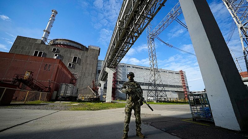 El OIEA no ve una "amenaza inmediata" en la central nuclear de Zaporiyia, pero avisa: "El momento es serio"