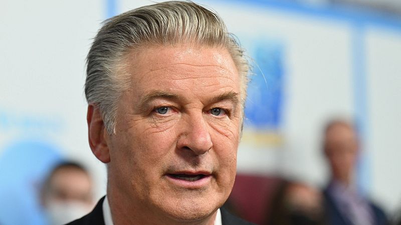 El FBI concluye que Alec Baldwin apretó el gatillo del arma que mató a Halyna Hutchins durante el rodaje de 'Rust'