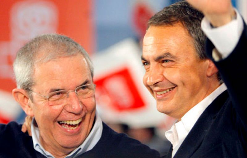 Zapatero advierte en Galicia: "Cada voto puede ser decisivo"