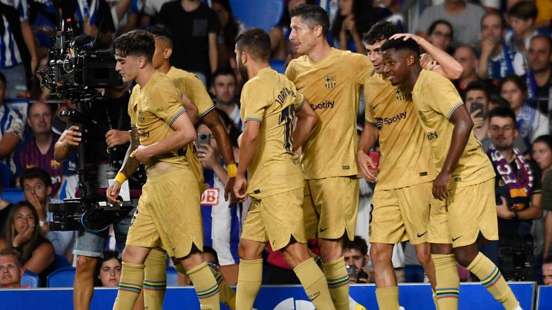 Ansu Fati y Lewandowski guían al Barça a una goleada a la Real en Anoeta