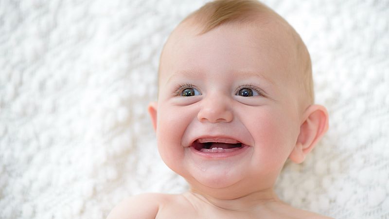 ¿Por qué no nacemos con los dientes definitivos?