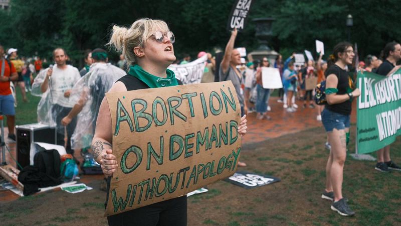 Un juez bloquea la ley que prohibiría el aborto en Dakota del Norte (EE.UU.)
