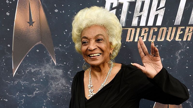 Nichelle Nichols descansará en la última frontera: así será el entierro de la teniente Uhura