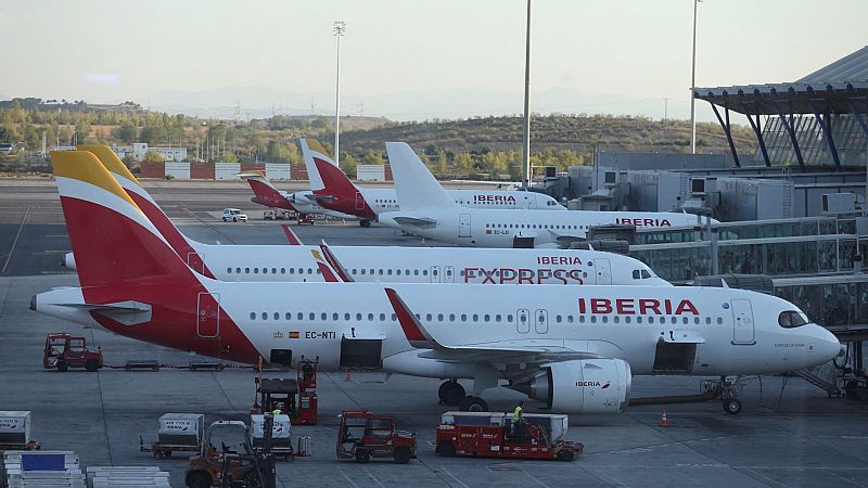 Iberia Express cancela ocho vuelos en la primera jornada de la huelga de los tripulantes de cabina