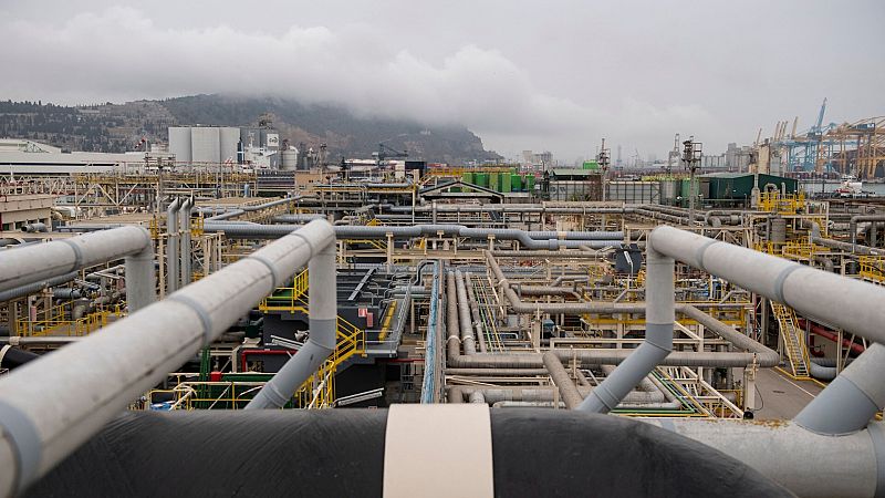 Francia se abre ahora a estudiar el proyecto del gasoducto Midcat tras la presión de España y Alemania