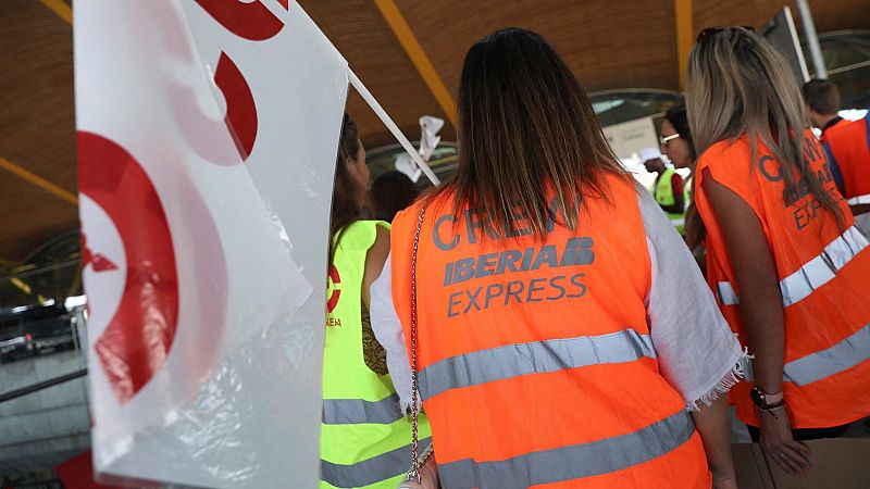 Iberia Express y USO no llegan a un acuerdo tras una nueva reunión y se mantiene la huelga hasta el 6 de septiembre