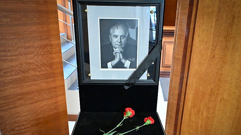 Rusia dice adiós a Gorbachov con frialdad, dividida y con la incógnita de cómo será su despedida