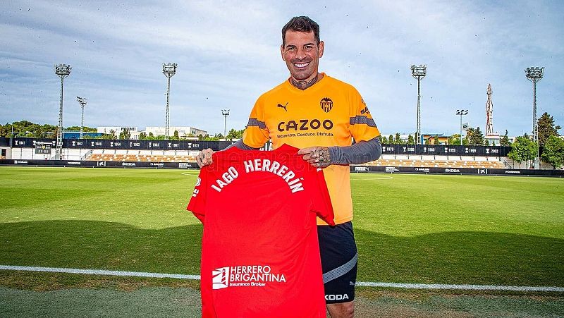 Iago Herrerín se incorpora a la plantilla del Valencia