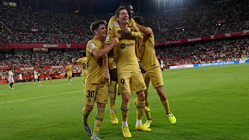 El Barça de Lewandowski exhibe su potencial en Sevilla