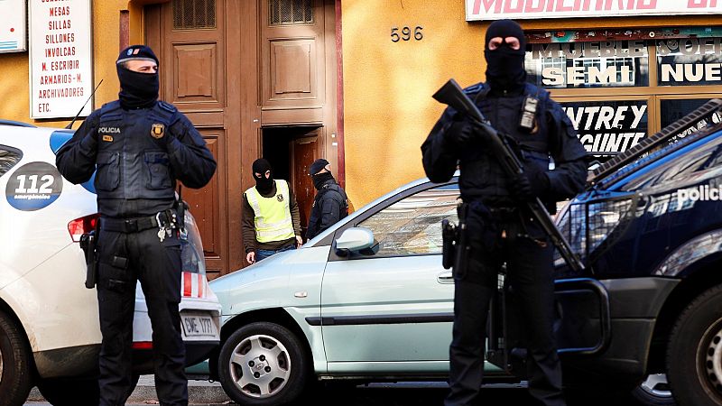 Los Mossos detienen en Girona a un yihadista por adoctrinamiento para atentar en Cataluña