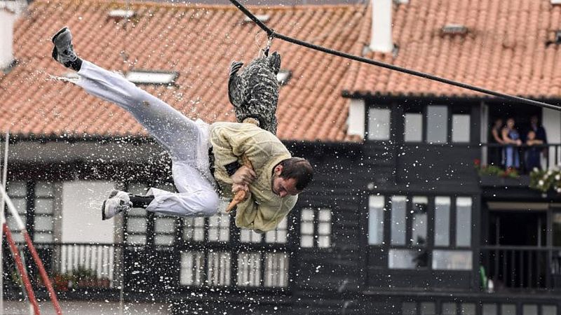 Lekeitio solo usará gansos de plástico en su tracional fiesta para adelantarse a la ley de bienestar animal
