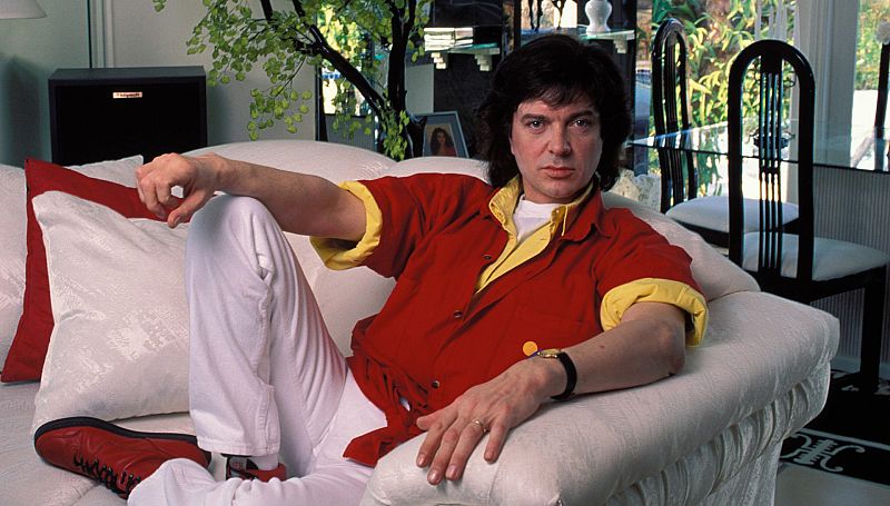 Retrato de Camilo Sesto: Las 8 cosas que siempre quisiste saber del famoso cantante