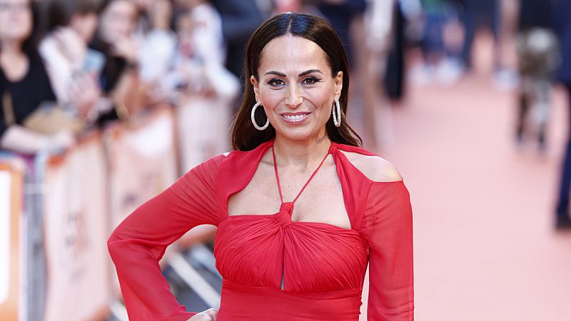 María Escoté, de jurado implacable en 'Maestros de la costura' a aspirante modelo en 'MasterChef'