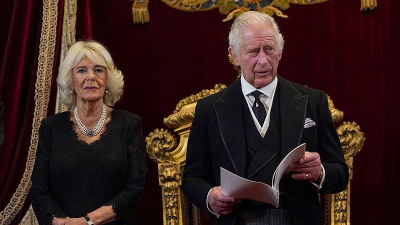 Carlos III es proclamado formalmente rey de Inglaterra: "Me esforzaré en seguir el ejemplo inspirador de mi madre"