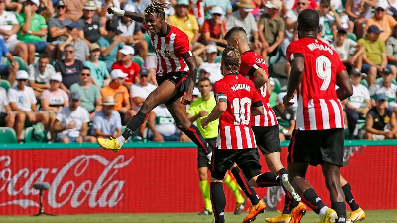 El Athletic golea a un Elche hundido