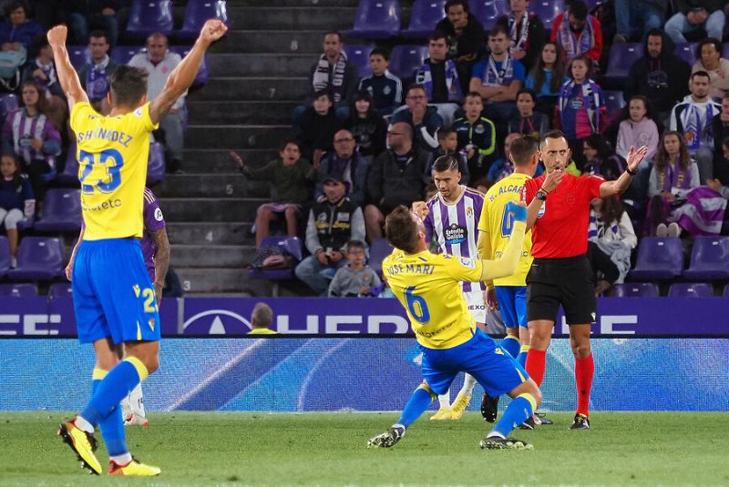 Negredo da al Cádiz sus primeros tres puntos en Valladolid