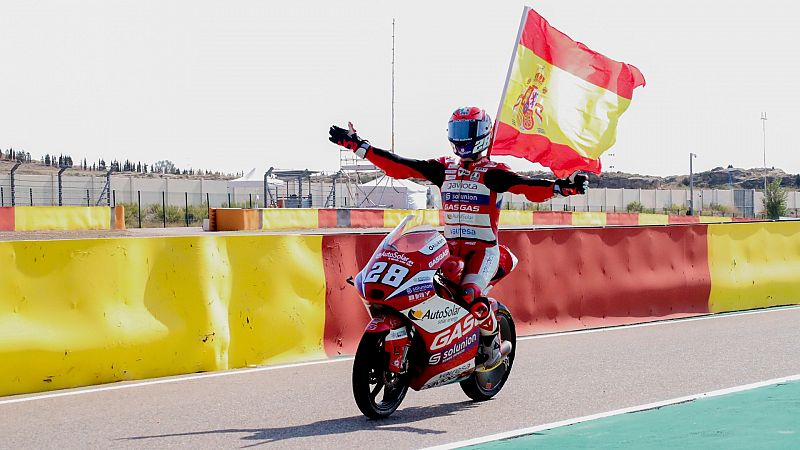 Izan Guevara consolida su liderato en Moto3 con una nueva victoria en Alcañiz