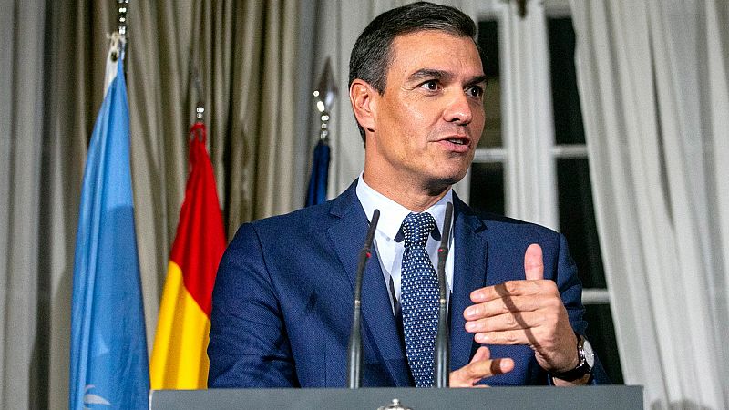 Sánchez critica la rebaja fiscal de Andalucía y Murcia: "Con una mano recortan impuestos y con la otra piden recursos"
