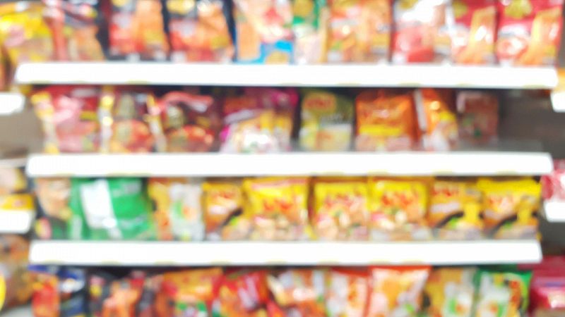 Aumento de los ultraprocesados: disminuye el consumo de productos frescos por el alza en los precios