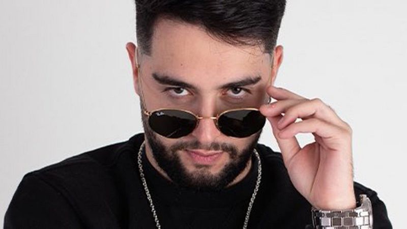 Quién es Chema Rivas: 2 años de carrera y ya tiene un disco de oro