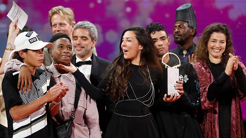 La colombiana 'Los reyes del mundo', de Laura Mora, Concha de Oro indiscutible en San Sebastián