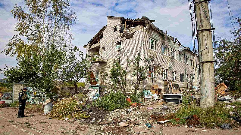 Monasterios destruidos y zonas devastadas, la otra cara de los territorios liberados en Ucrania