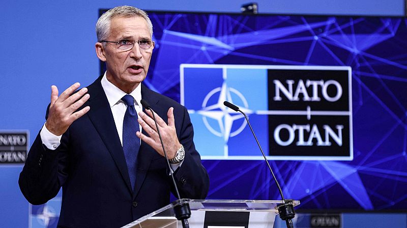 La OTAN recuerda que corresponde a los aliados decidir la adhesión de un país tras la solicitud de Zelenski