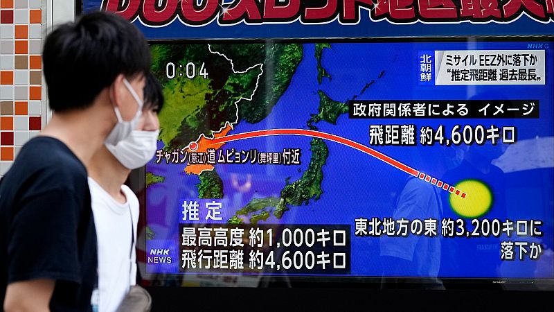 Corea del Norte dispara un misil que sobrevuela Japón por primera vez desde 2017 y obliga a activar la alarma