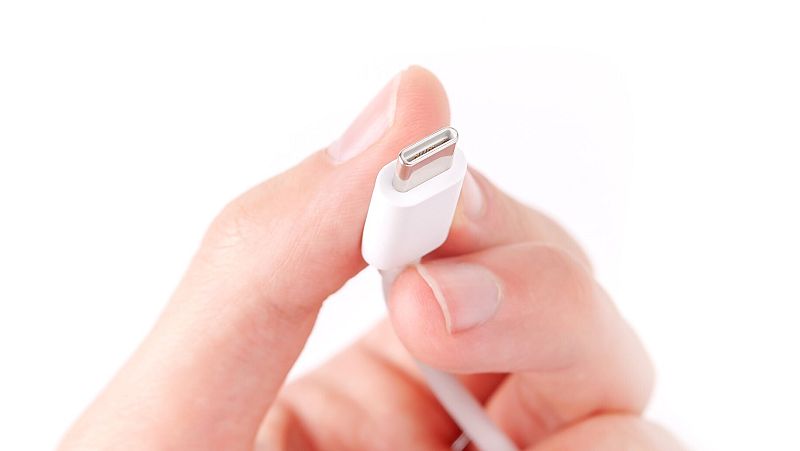 El Parlamento Europeo aprueba el cargador universal para móviles y otros aparatos electrónicos
