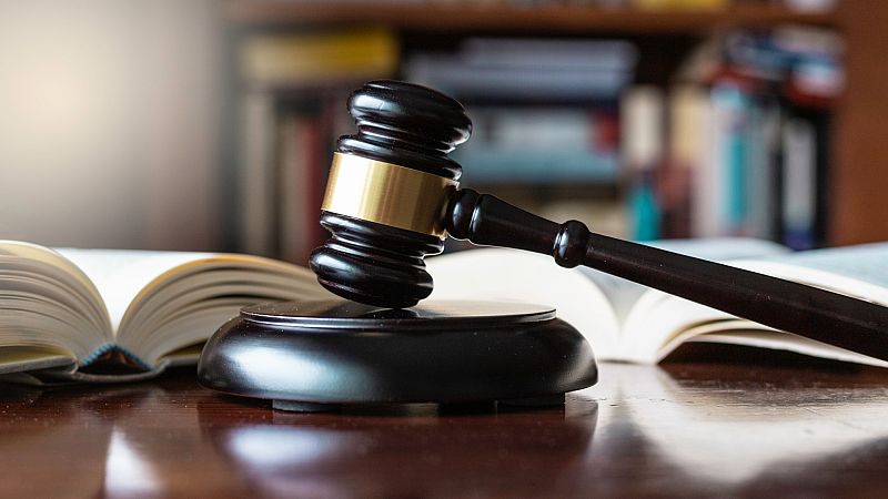 El Supremo otorga la orfandad absoluta a una joven cuyo padre vive pero se ha desentendido de ella