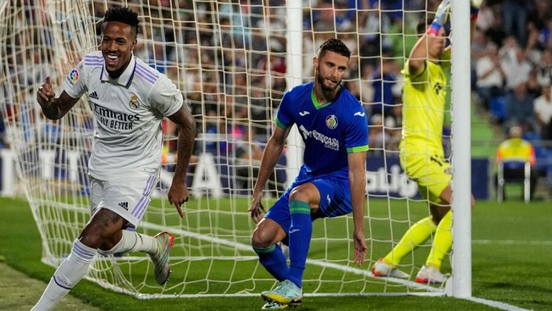 El Madrid vence al ralentí en Getafe
