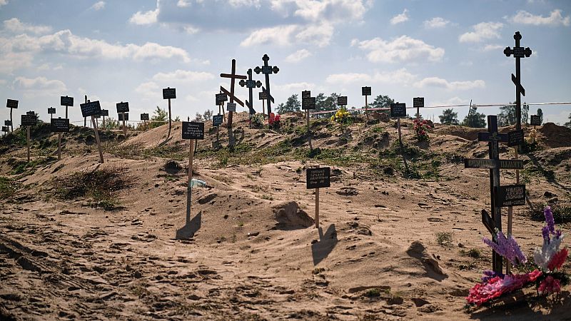 Exhumados los 20 primeros cuerpos hallados en Limán, entre los que hay niños