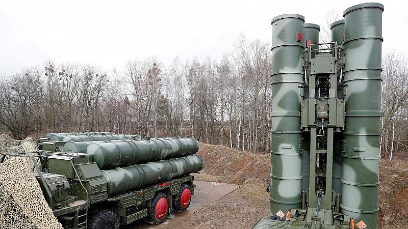 La OTAN anuncia que España enviará a Ucrania cuatro lanzaderas de misiles para reforzar las defensas aéreas