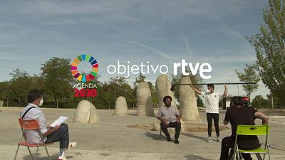 'Contra la pobreza, en todas sus formas, en todo el mundo', nueva campaa de RTVE, con Carlos Jean y Beatriz Viao