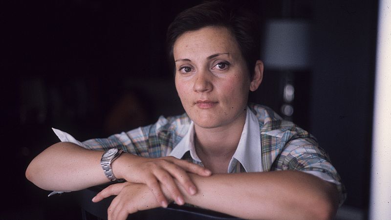 Los hombres de Pilar Miró: sus parejas secretas, su prometido y el gran amor de su vida