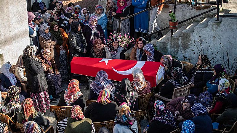 Al menos 41 muertos en una explosión en una mina de carbón en Turquía
