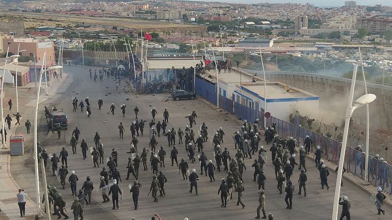 Cientos de migrantes se congregan cerca de Nador para intentar cruzar a Melilla