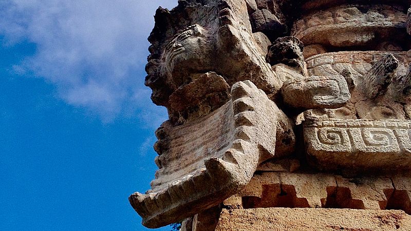 Hallan nuevas estructuras mayas en el recinto prehispánico de X'baatún, en México
