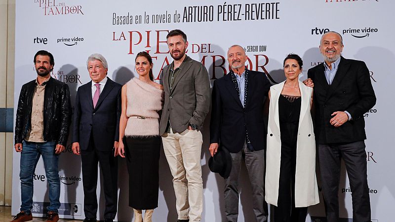 Richard Armitage y Amaia Salamanca protagonizan 'La piel del tambor', basada en la novela de Pérez-Reverte